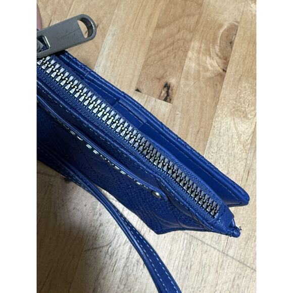 French Connection Wallet Royal Blue Zip Purse Card Holder 5.5”X3.5” Wristlet - Picture 2 of 4